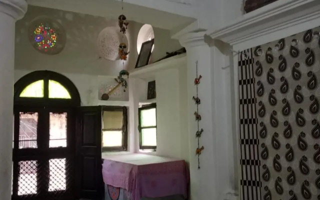 Savitri Palace