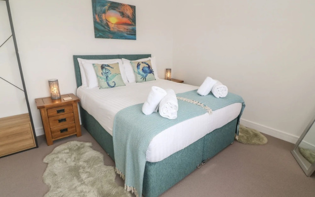 3 Praa Cove