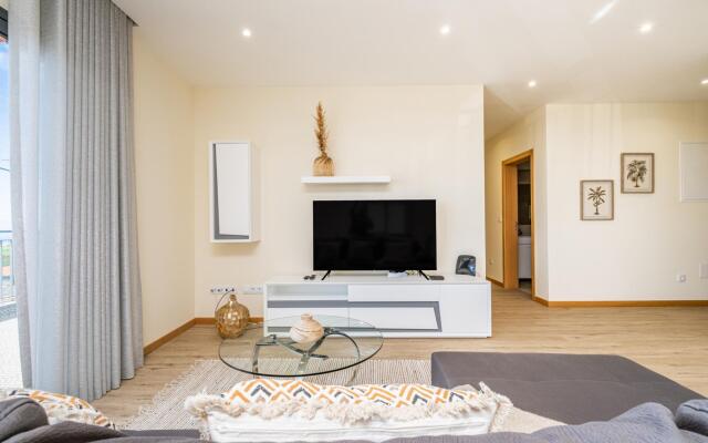 Canhas Residence I by Madeira Sun Travel