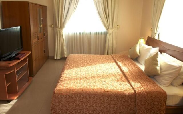 Safeer Plaza Hotel Apartments