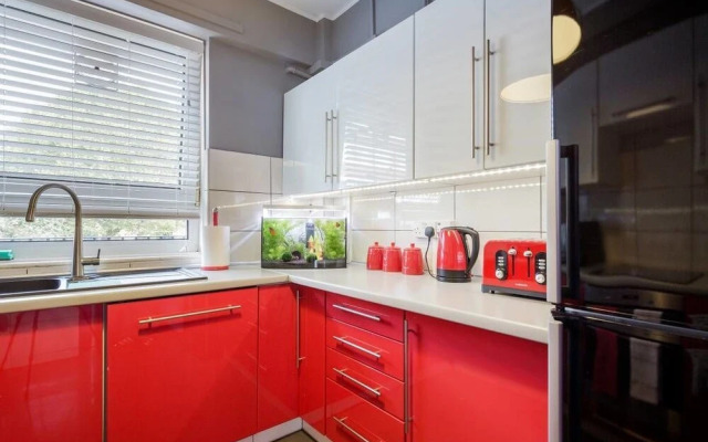 Tower Bridge Apartment