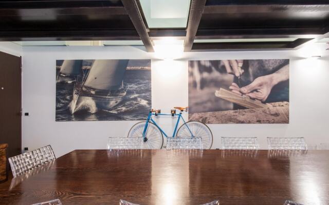 Rsh Pantheon Luxury Hi Tech Apartment