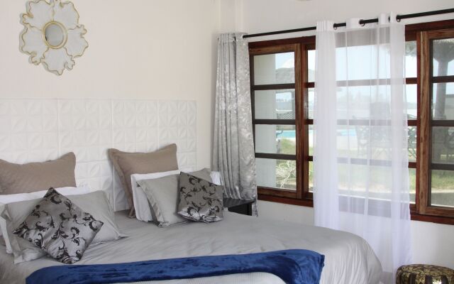 Catembe Beach Lodge