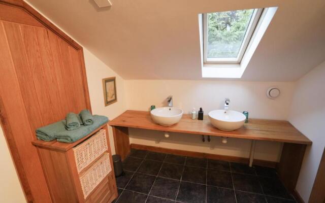 Crackin View Guest House