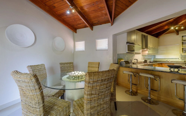 San Lameer Villa Rentals 12101