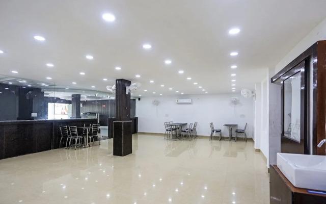Hotel N.R.Inn by OYO Rooms