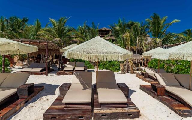 LUV Tulum