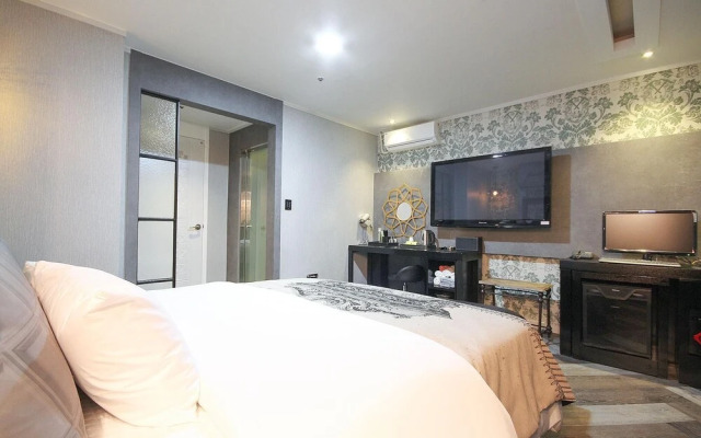 Changwon Haryeon Design Hotel