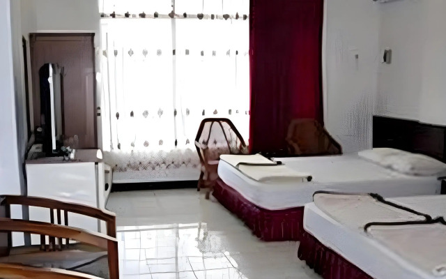 Hotel Santosa