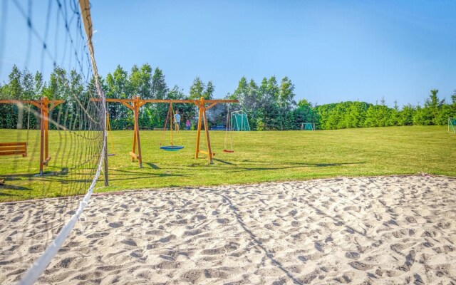 Nice Home in Jaroslawiec With 2 Bedrooms