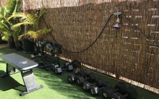 Banana Bungalow West Hollywood Hotel & Hostel