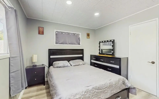Dog-friendly Home in Running Springs - Near Hiking