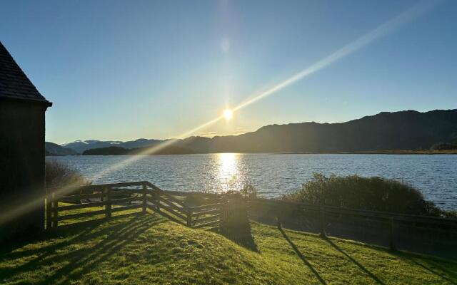 Loch Morar Private Suite