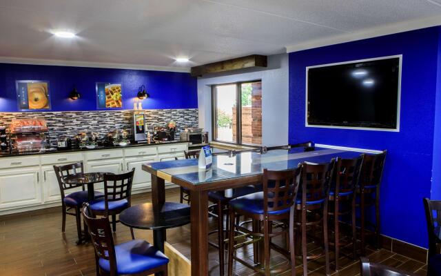 Best Western Shelbyville Inn and Suites Celebration Inn