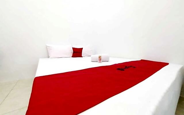 RedDoorz Syariah near Transmart Tegal