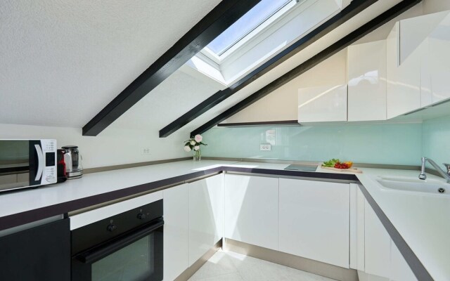 Hedera Estate, Hedera A42