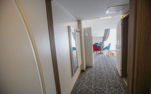 Royal Inci Airport Hotel