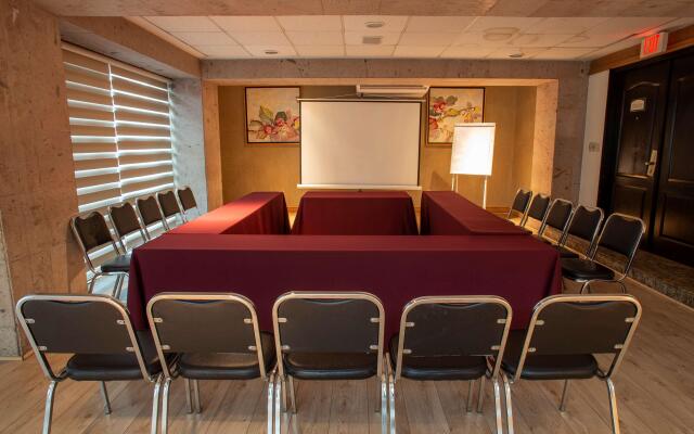 Best Western Plus Monterrey Colon