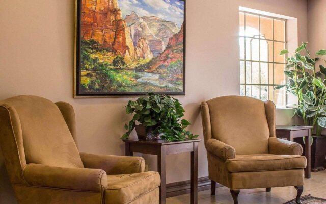 Arroyo Pinion Hotel, Ascend Hotel Collection