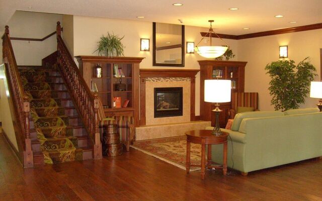 Country Inn & Suites Charleston