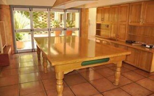 Cranes Nest Guest House @ 313