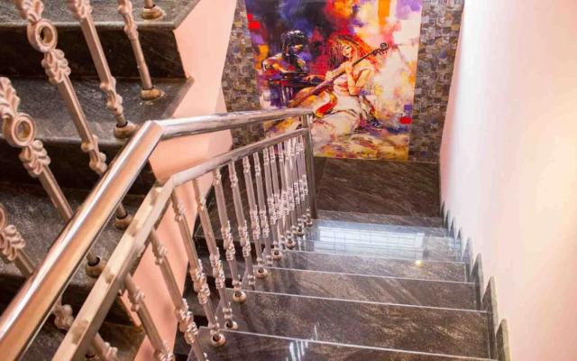 Serviced Apartments