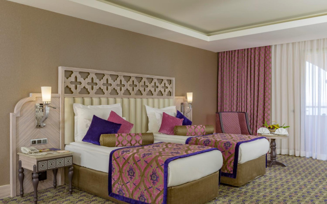 Royal Alhambra Palace – All Inclusive
