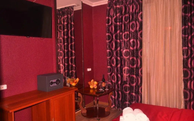 Отель «Чар»