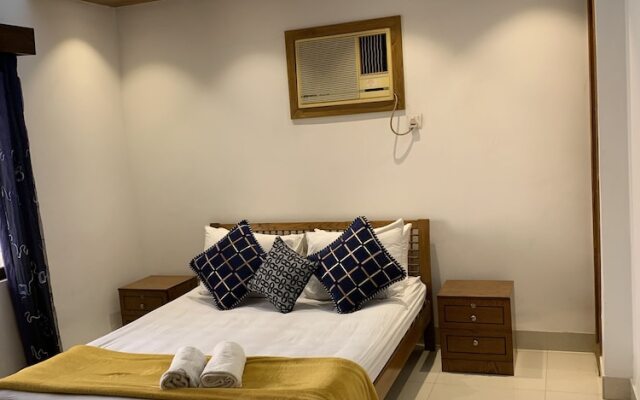 Captivating 2-bed Apartment in Dhaka