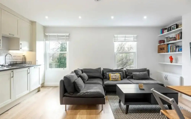 Modern, Cosy and Bright 1 Bedroom Apartment in Ealing