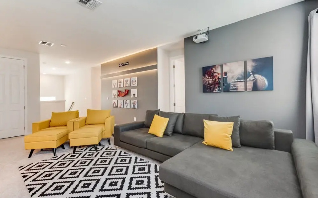1580 Nassau Point Trail