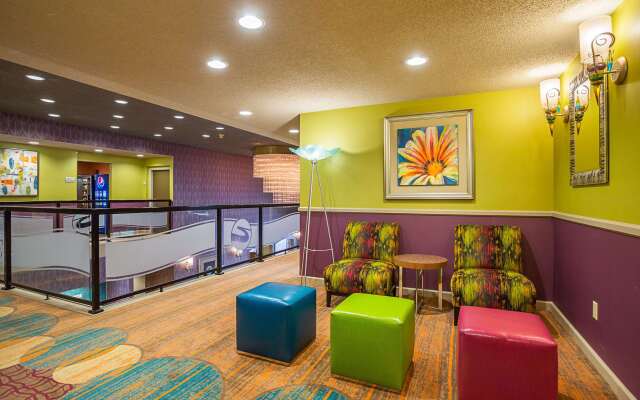 Clarion Inn & Suites