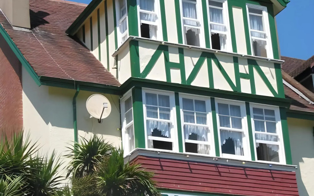 The Palms Hotel