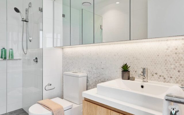 Designer Home With View 2 Bed In Box Hill Vbh850