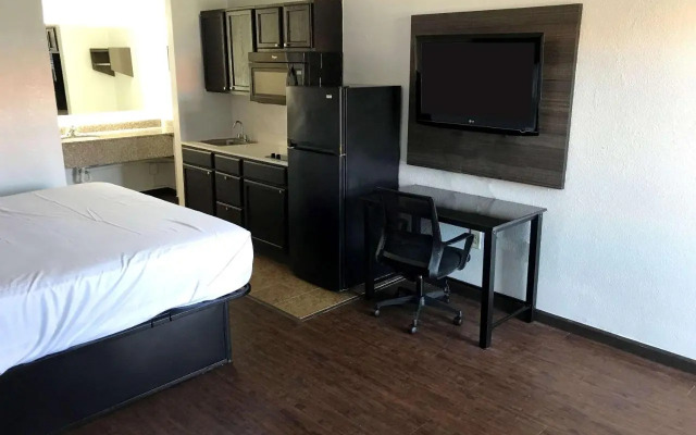 Super 8 North Charleston