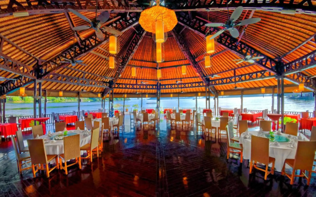 Gayana Marine Resort