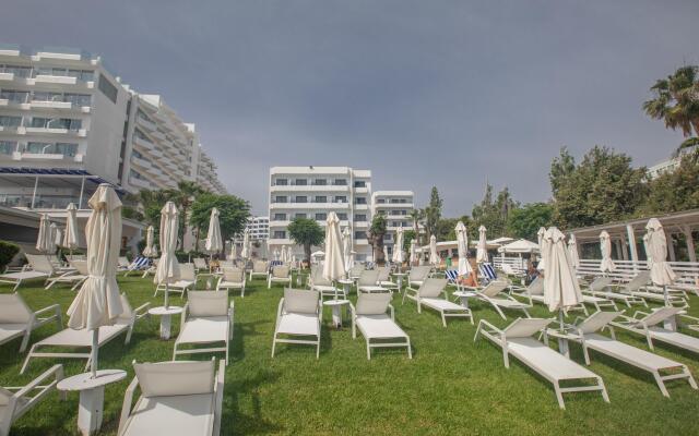 Iliada Beach Hotel