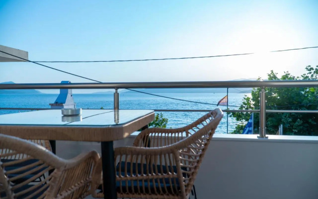 suite apartment Sun Rise Αdonis