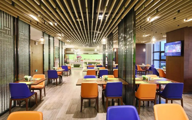 Hampton by Hilton Qujing