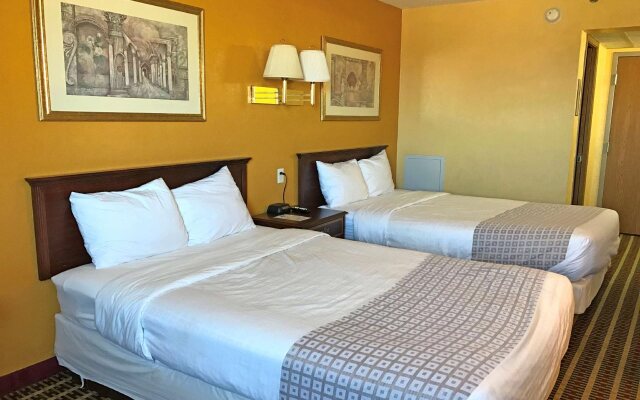 Americas Best Value Inn - Bell Tower