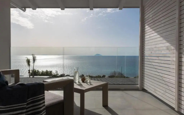 Midenza Seaside & Nature Retreat