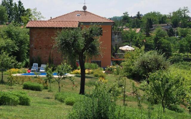 Villa I Due Padroni, two apartment House - Apartment Loggione