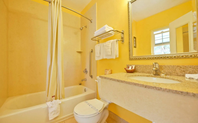 Fallbrook Country Inn
