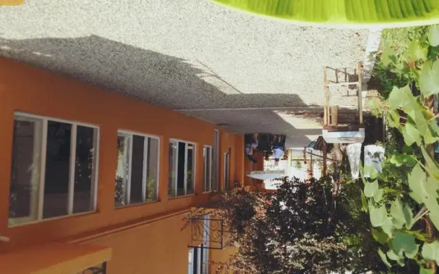 Guest House on Rustaveli 205