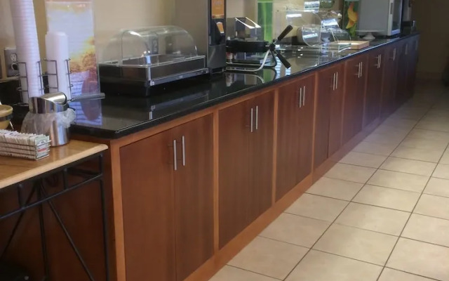Quality Inn