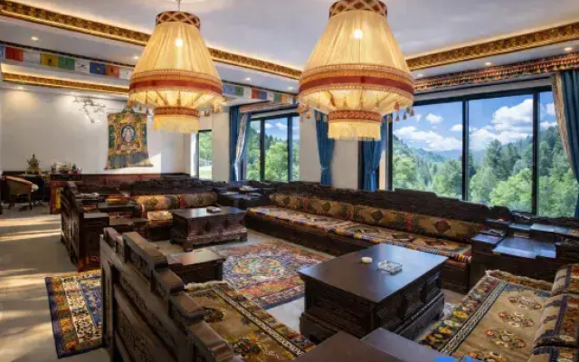 Yalong Boutique Hotel,Siguniang Mountain