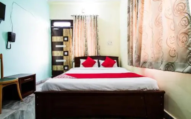 Viraj Hotel By OYO Rooms