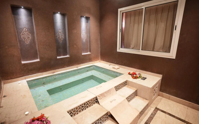 Zephyr Hotel Club Resort and Spa