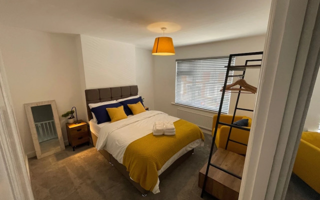 Cozy, Spacious 2Bd House In Historic Chapelfields