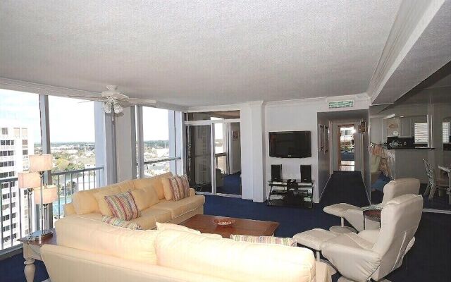 Shoreline 1116 Condo by RedAwning